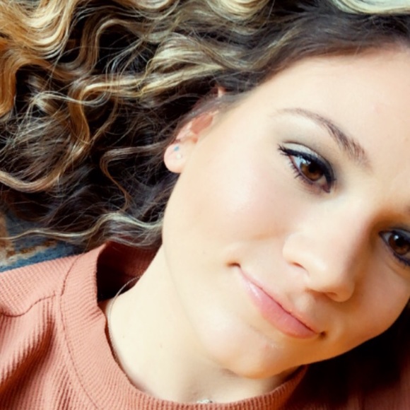 Meet your Posher, Sohoa - Picture 1 of 1